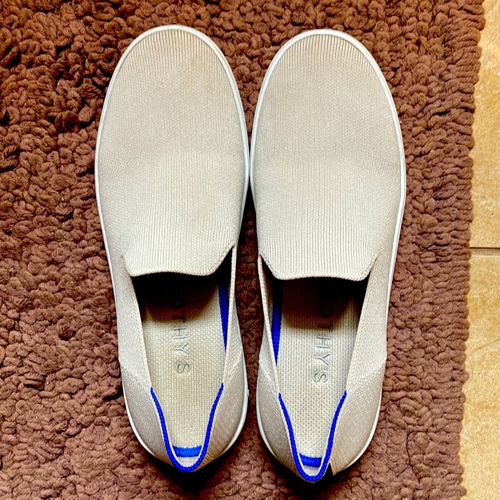 Women’s shoes
